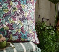 botanist_carmine_detail_1